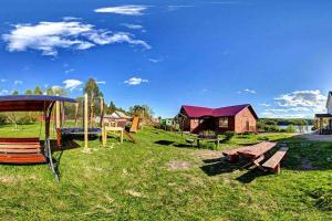 Recreation center Domino