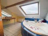 Standard Triple room with lake view