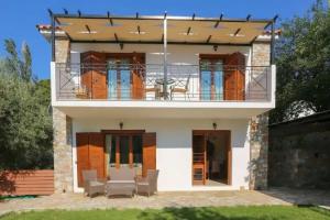 Skiathos Island Villas, Skiathos Town