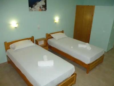 Alexandros Guest House - 4