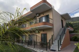 Dimas V House, Parga