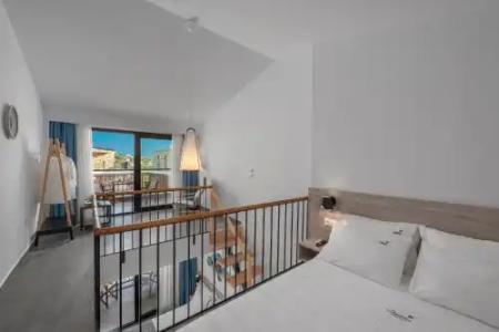 Dandelion Suites - 36