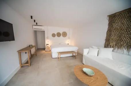 Amantes Villas and Suites - 10