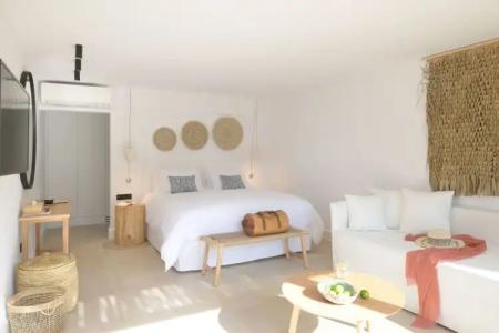 Amantes Villas and Suites - 20