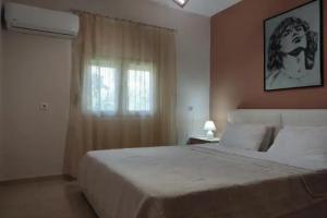Elina House 2, Nikiti