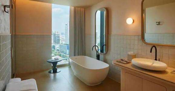 The Standard, Bangkok Mahanakhon - 145