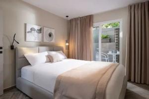 Olenia Luxury Apartments 2, Neos Marmaras