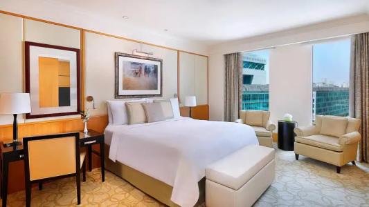 The Ritz-Carlton Residences, Dubai International Financial Centre - 73