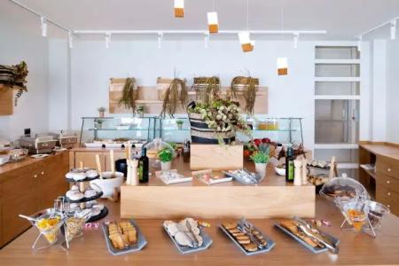 Sea Level - Adults Only 16 plus - 8