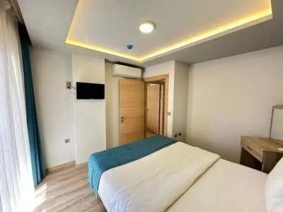 Gloria Suite - 62