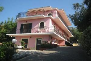 Elena Apartments, Paleokastritsa