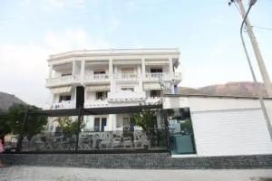 Hotel Kristal, Borsh