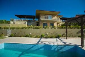 Stilianna Luxury Village, Sani Beach