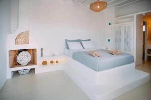 Mykonos Supreme Comfort Suites, Kalafatis