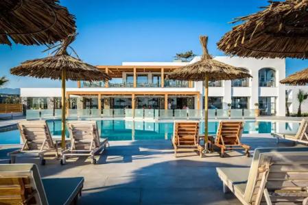 Solimar White Pearl - Adults Only - 35