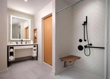 Canopy by Hilton New Orleans Downtown - 15