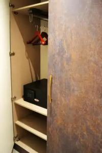 Ambassador, a Boutique - 146