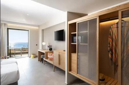 Portes Lithos Luxury Resort - 28