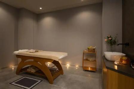 Portes Lithos Luxury Resort - 43