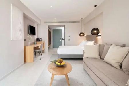 Portes Lithos Luxury Resort - 4