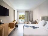 Superior Sharing Pool Double room