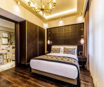 Cronton Design - 72