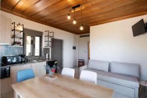 MELIKIRON LUXURY APARTMENTS, Agios Nikitas