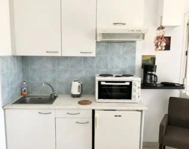 S&C Kosmos Beach Resort - 42