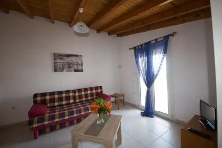 S&C Kosmos Beach Resort - 20