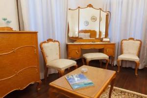 Mansion Argyrakiko, Chios Town