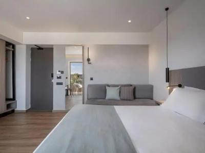 Myrion Beach Resort & Spa - 3