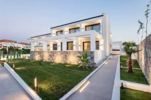Epicentrum Suites, Limenaria