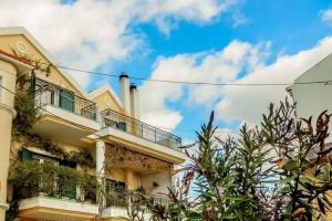 Casa Bougainvillea, a loft apartment in the heart of the town, Argostoli