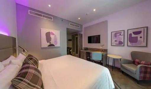 Premier Inn Dubai Barsha Heights - 106