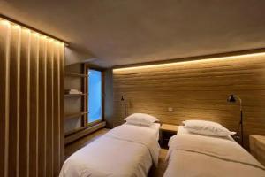 Escapade Luxury Residences, Karpenision