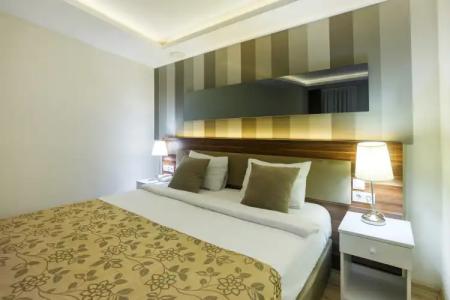 Peninsula Galata Boutique - 102