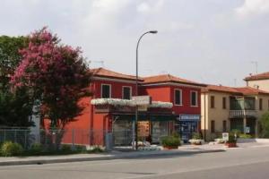 Casa Malvina, Mira