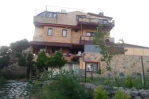 Tasev Butik Hotel, Yenifoca