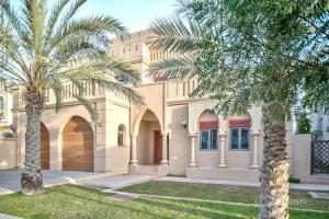 Dream Inn - Palm Island Retreat Villa, Dubai