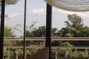 Kilimanjaro White House Hotel, Moshi