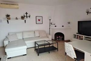 Pueblo 106A Menyber, Nerja