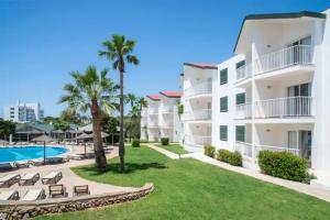 Pierre & Vacances Resort Menorca Cala Blanes, Cala'N Blanes
