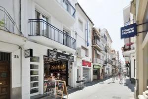 Sitges Group Soul, Sitges