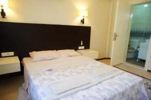 Vineyard B Guest house, Goecek