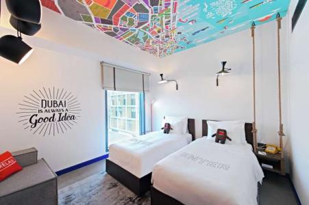 Hampton by Hilton Dubai Al Seef - 11