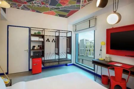Hampton by Hilton Dubai Al Seef - 37