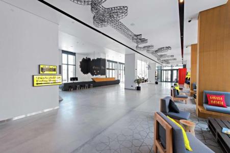 Hampton by Hilton Dubai Al Seef - 23