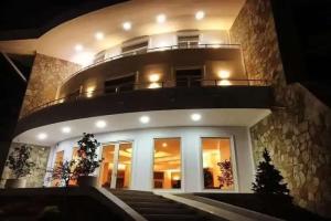 Chateau Linza Resort, Tirana