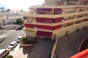 Olivia Sunbeach, Puerto de Santiago