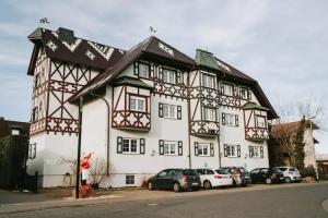 Astheimer Schlosschen, Russelsheim